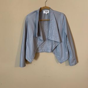 Size M fake leather blazer in grey